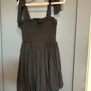 Brand New KatieJ NYC Smocked Bubble Hem Dress – Size M – NWT